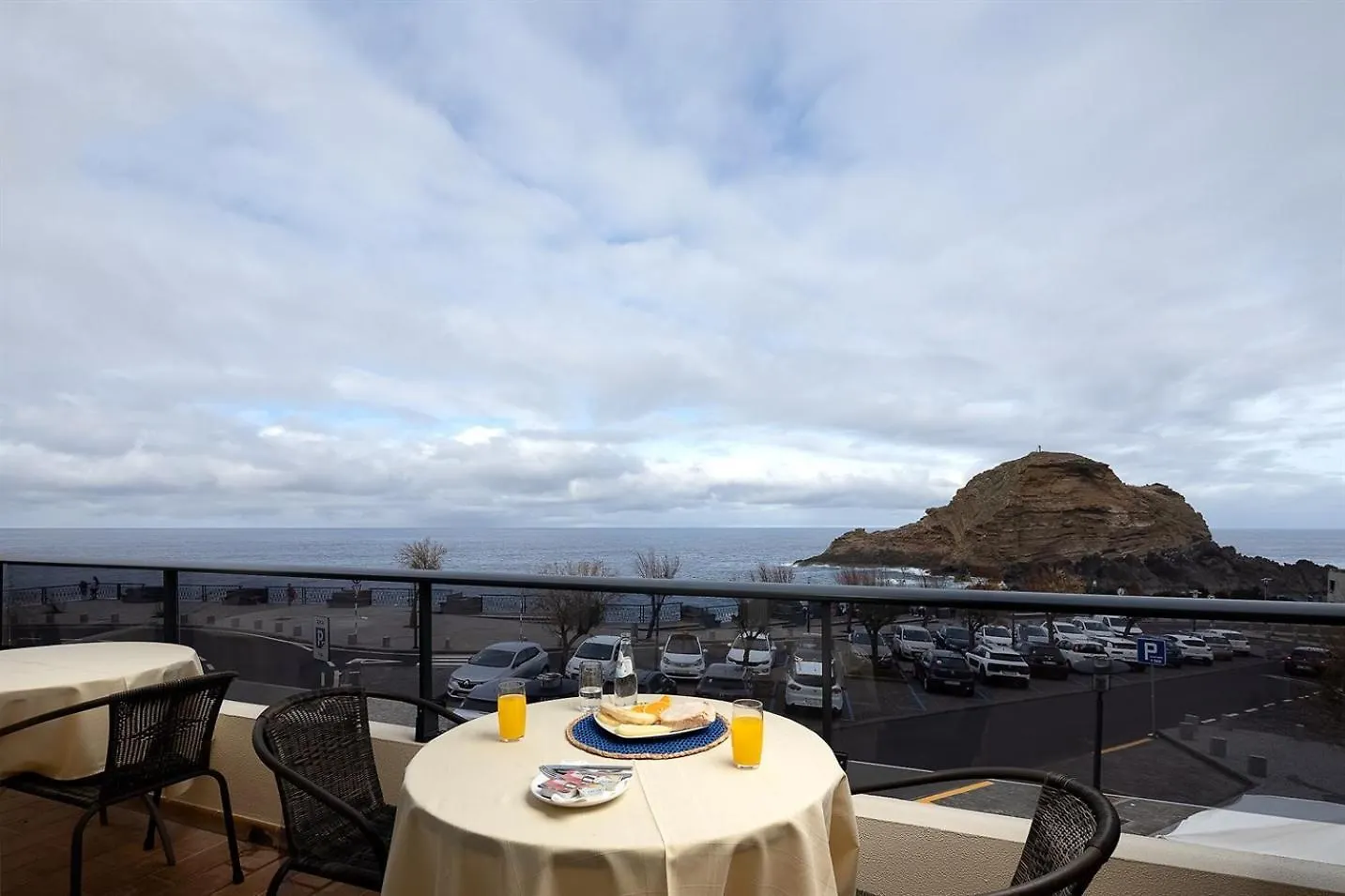 Perola Views Inn By Madeira Sun Travel 포르투모니즈