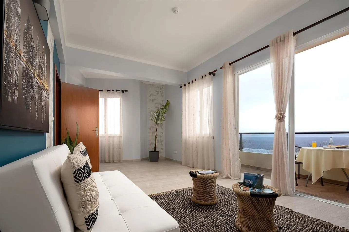 Pensionat Perola Views Inn By Madeira Sun Travel Porto Moniz